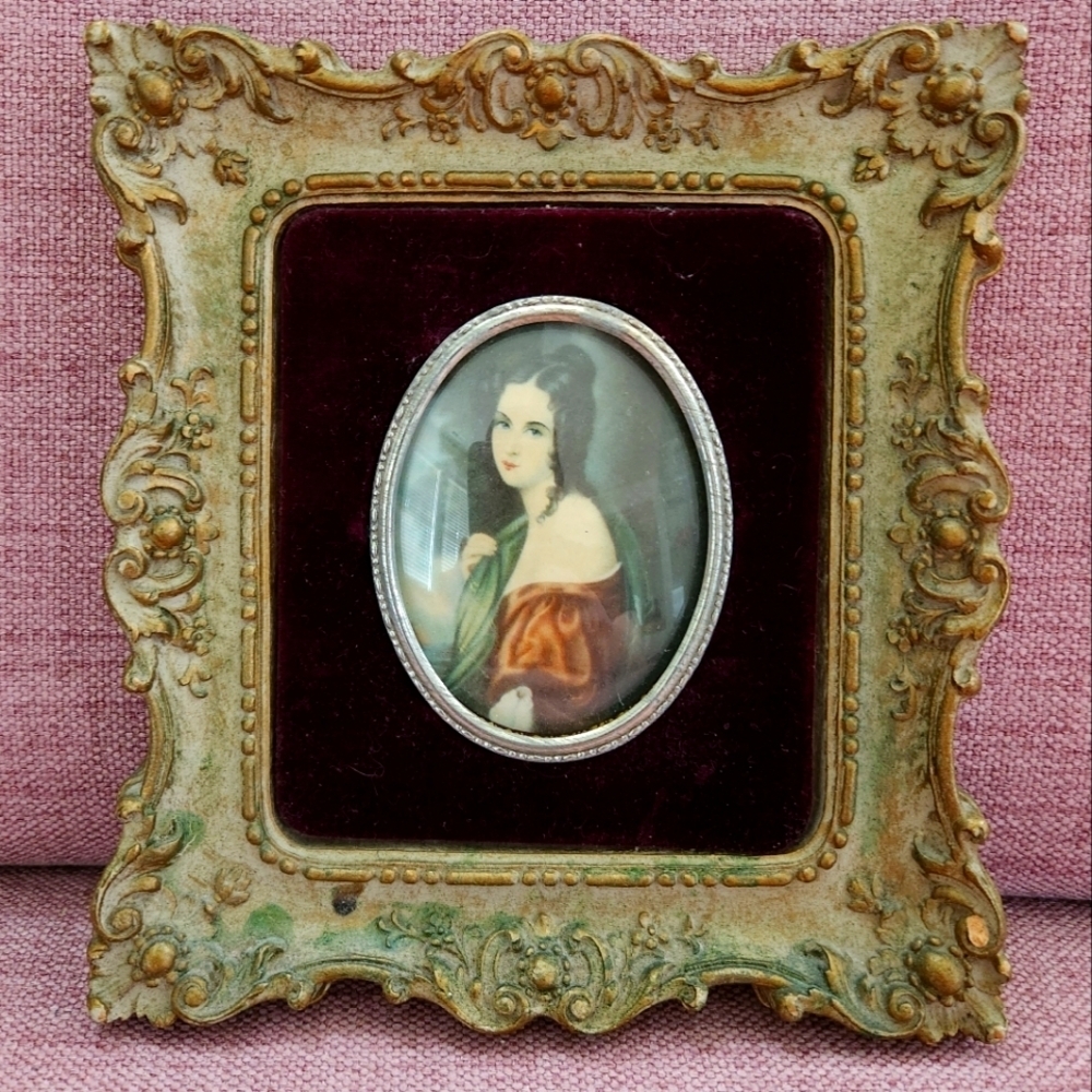 ✨️SALE✨️ Vintage "Lady Hamilton" Cameo Creation Framed Art Print (1)